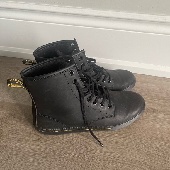 Doc Martens - Picture 3 of 3